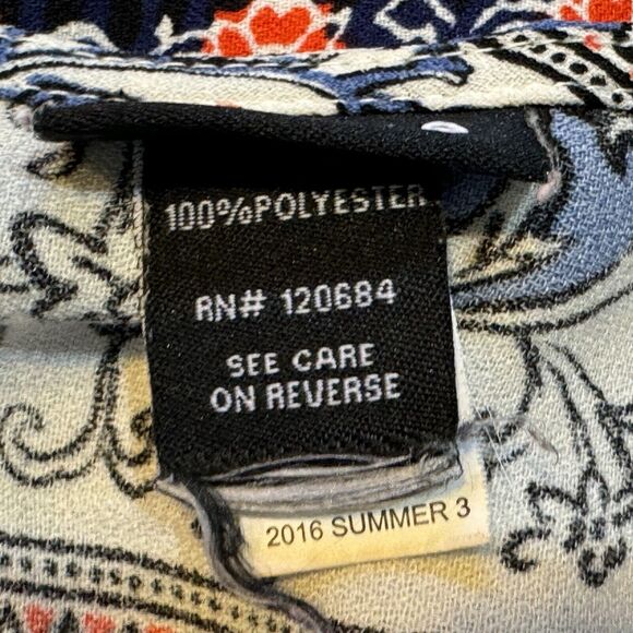 Torrid Women's Top Sz 2? Sleeveless Multicolor Floral Scoop Neck Babydoll Tank - Picture 5 of 6